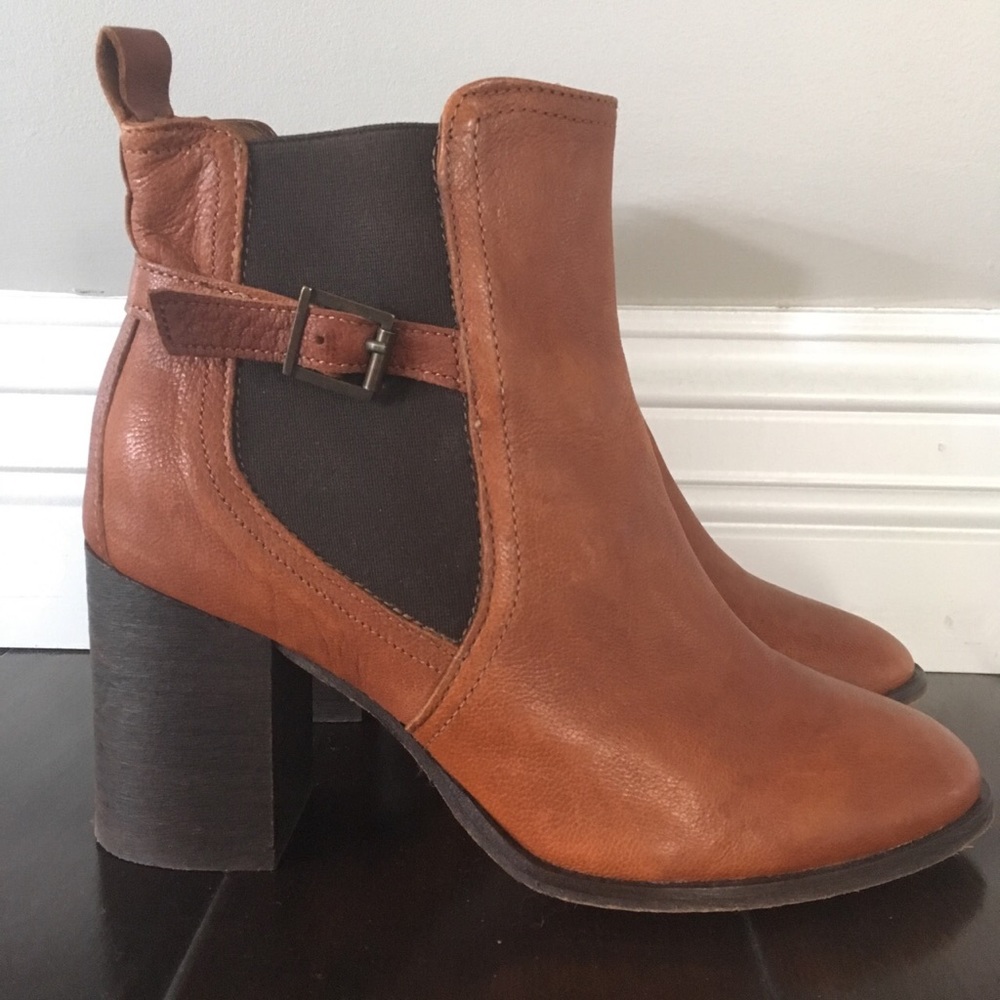 Topshop tan leather heeled Chelsea boots 7.5